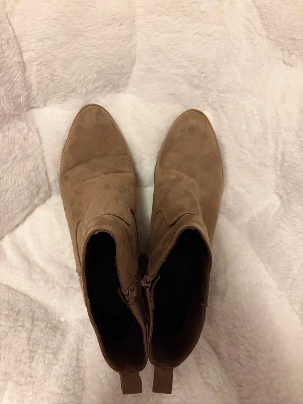 Old Navy Women's Mocha Latte Suede Ankle Boots - Classic Zip Western Style